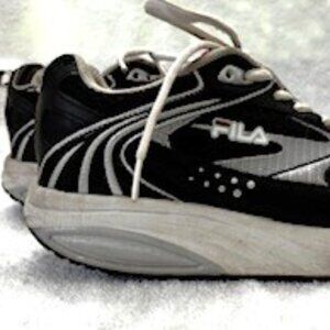 Fila "Sculpt-N-Tone" fitness sneakers in black and white Size 8-1/2